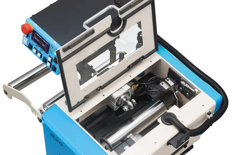 スイングカバー