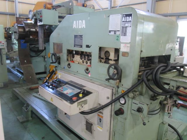 AIDA LFM-400E อุปกรณ์ป้อนม้วน
