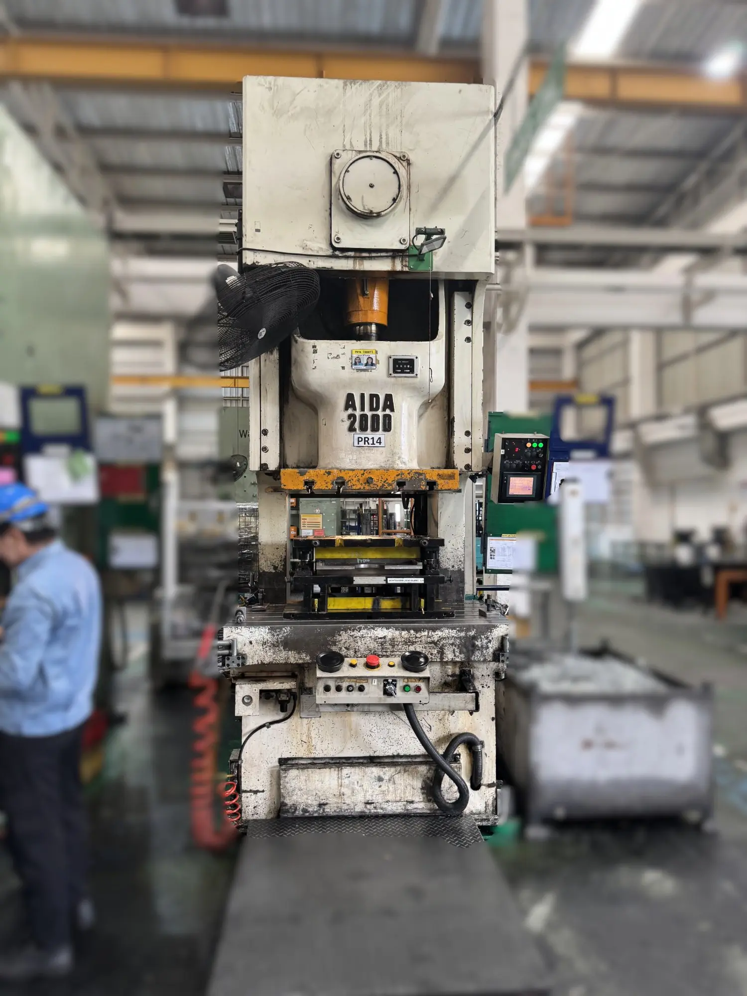 AIDA NC2-2000(2)E เครื่องปั๊มกล 200T